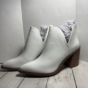 Fisace Women's Pointed Toe Stacked Back Zipper Faux Leather Booties Sz 10 V Cut